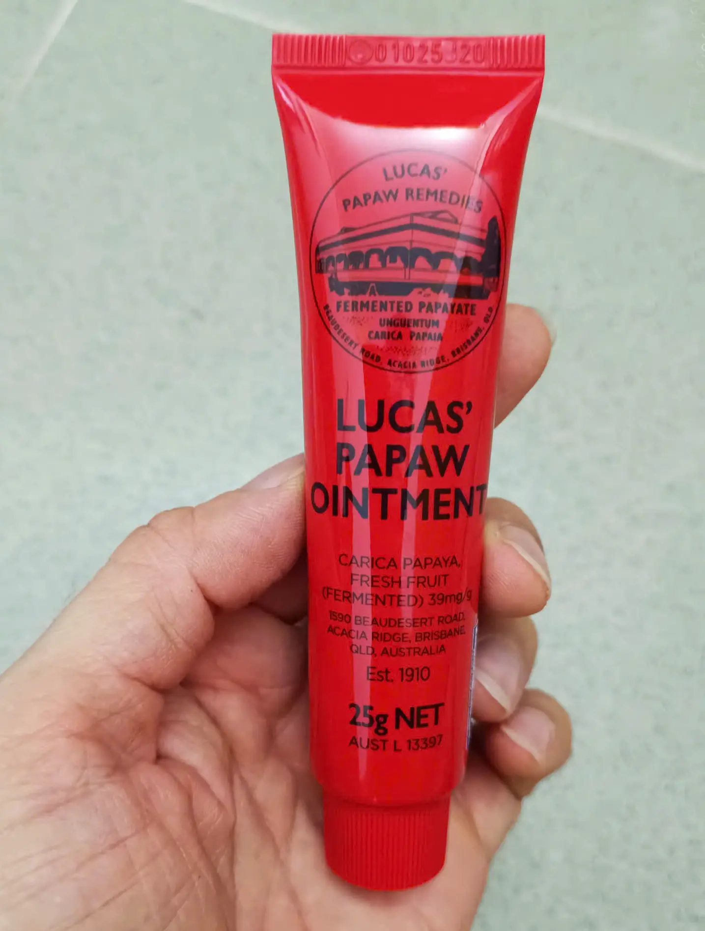 Kem đa năng Lucas Papaw Ointment tuýp 25g của Úc Kem bôi đa năng Lucas Papaw Ointment 25g