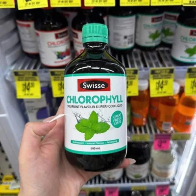 Nước diệp lục Swisse bạc hà 500ml của Úc Nước diệp lục Swisse Chlorophyll Spearmint 500ml vị bạc hà