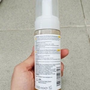 Sữa rửa mặt tạo bọt Neutrogena Curcuma Clear 150ml của Đức Sữa rửa mặt tinh chất nghệ Neutrogena Curcuma Clear, 150ml