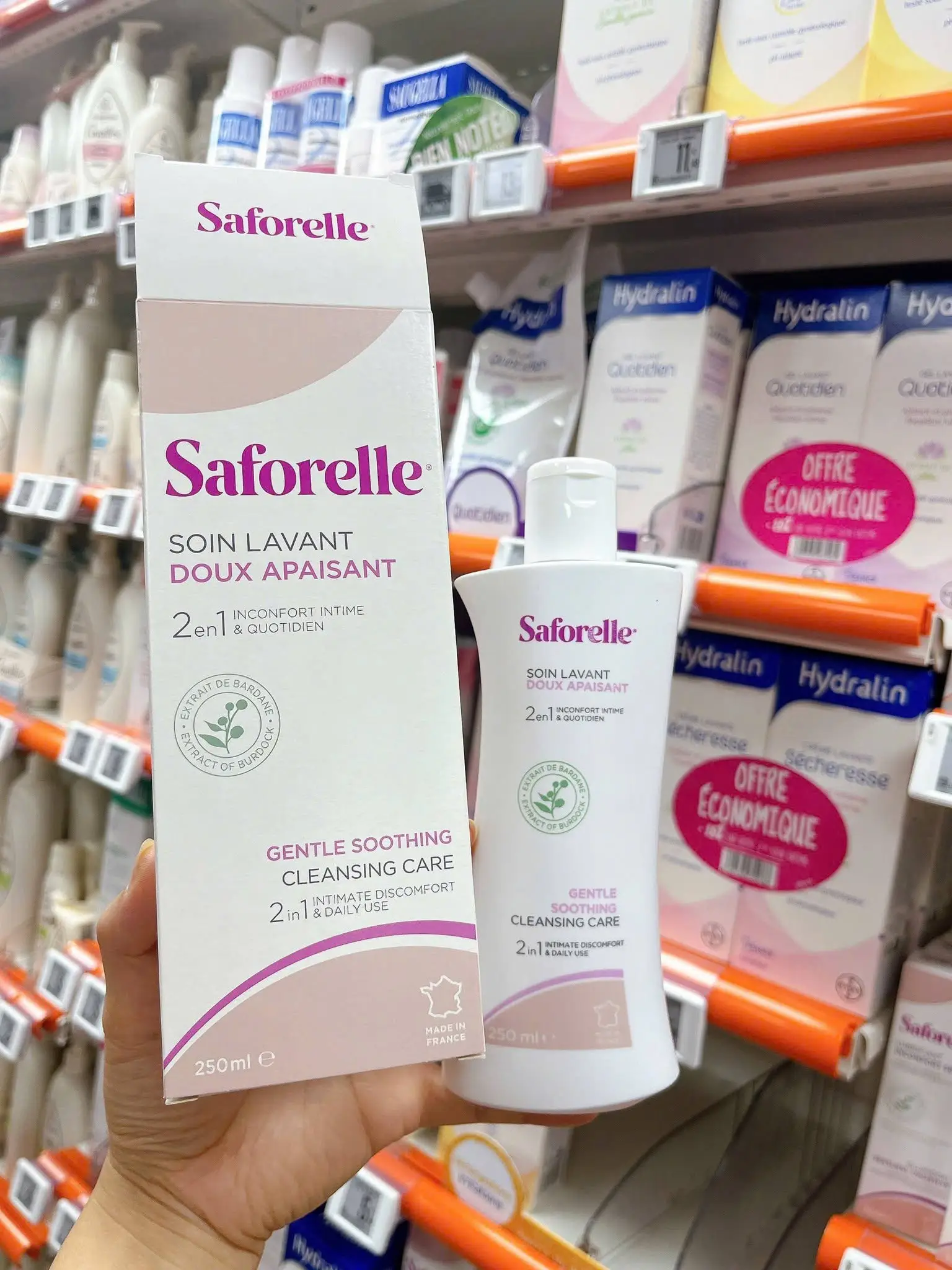 Dung dịch vệ sinh phụ nữ Saforelle Soin Lavant Doux Apaisant 250ml của Pháp Dung dịch vệ sinh Saforelle Pháp 250ml