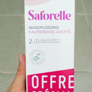 Dung dịch vệ sinh phụ nữ Saforelle Soin Lavant Doux Apaisant 250ml của Pháp Dung dịch vệ sinh Saforelle Soin Lavant Doux 250ml