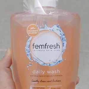 Dung dịch vệ sinh phụ nữ Femfresh Daily Wash 600ml
