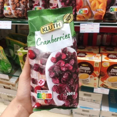 Nam việt quất khô Kluth Cranberries 300g của Đức Nam việt quất khô Kluth Cranberries 300g của Đức