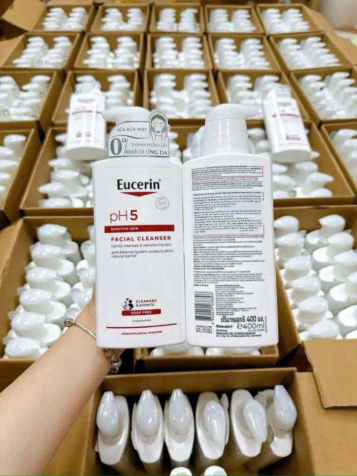 Sữa rửa mặt Eucerin pH5 Facial Cleanser 400ml Sữa rửa mặt cho da nhạy cảm Eucerin pH5 Facial Cleanser 400ml