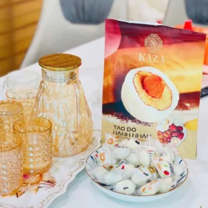 Táo Đỏ Kẹp Sữa Hạnh Nhân Kaza 500g