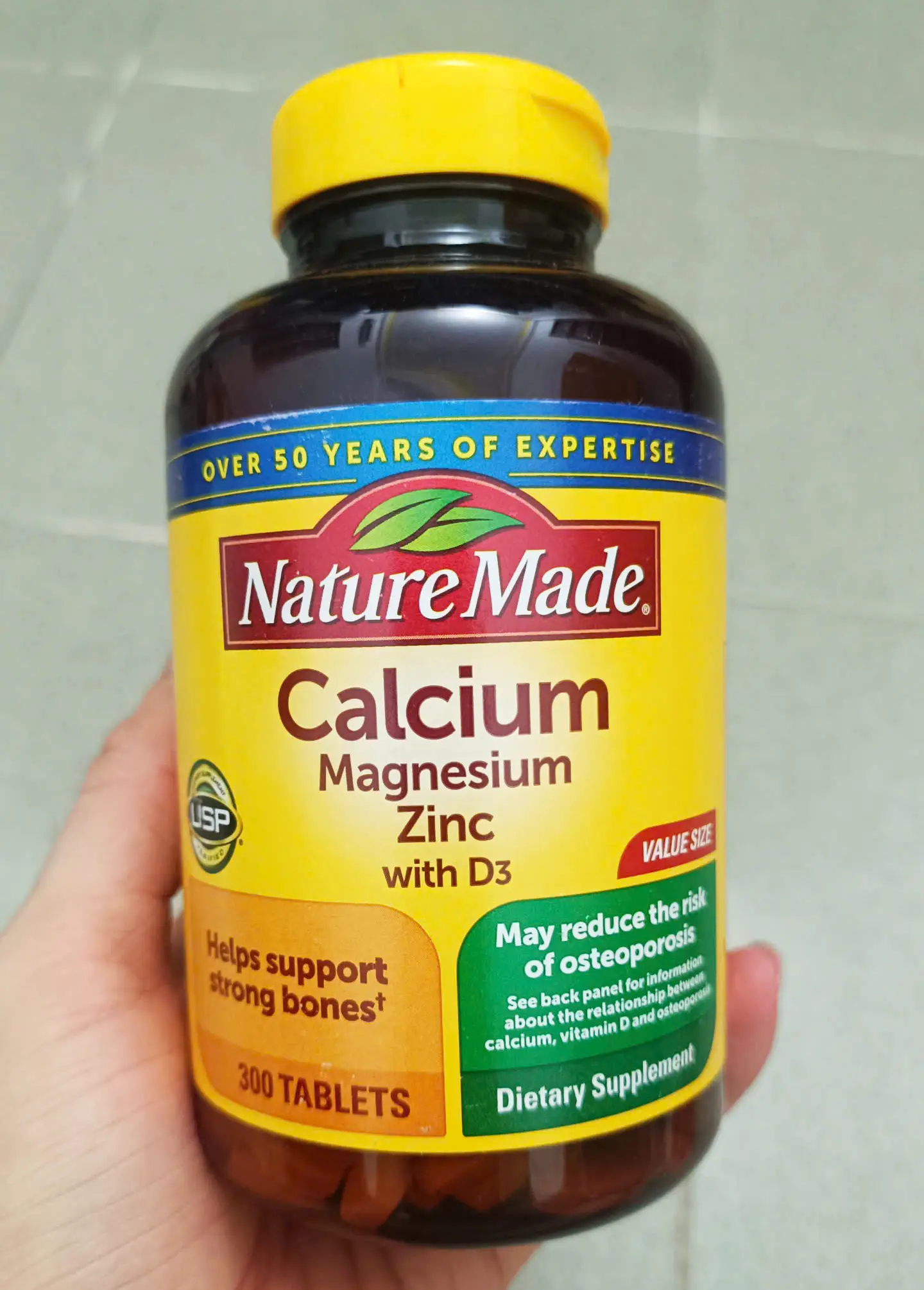 Viên uống Nature Made Calcium Magnesium Zinc with Vitamin D3 hộp 300 viên của Mỹ Viên uống Nature Made Calcium Magnesium Zinc With Vitamin D3 300 Tablets