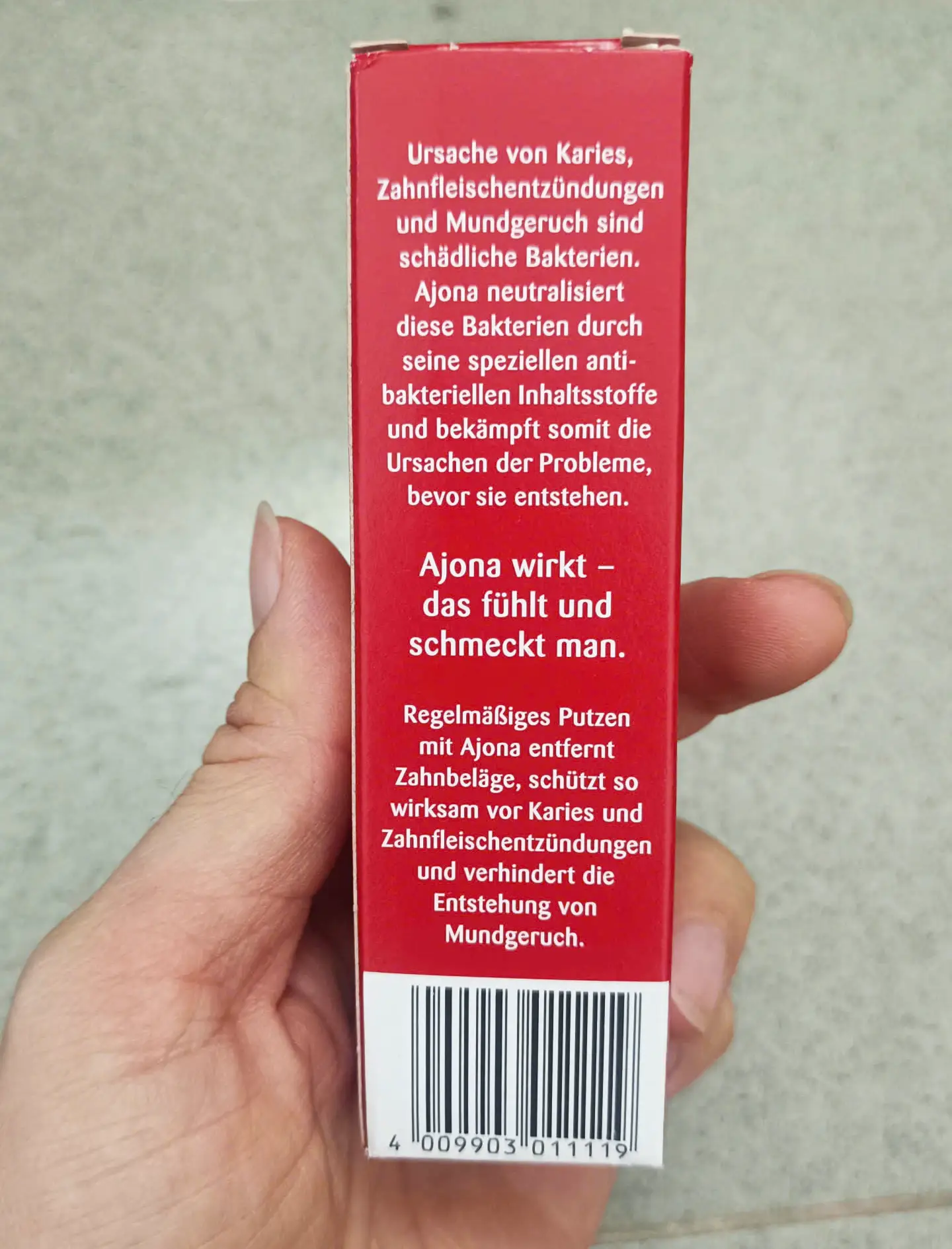 Kem đánh răng Ajona Stomaticum 25ml của Đức Kem đánh răng y tế Ajona Stomaticum trị viêm nướu