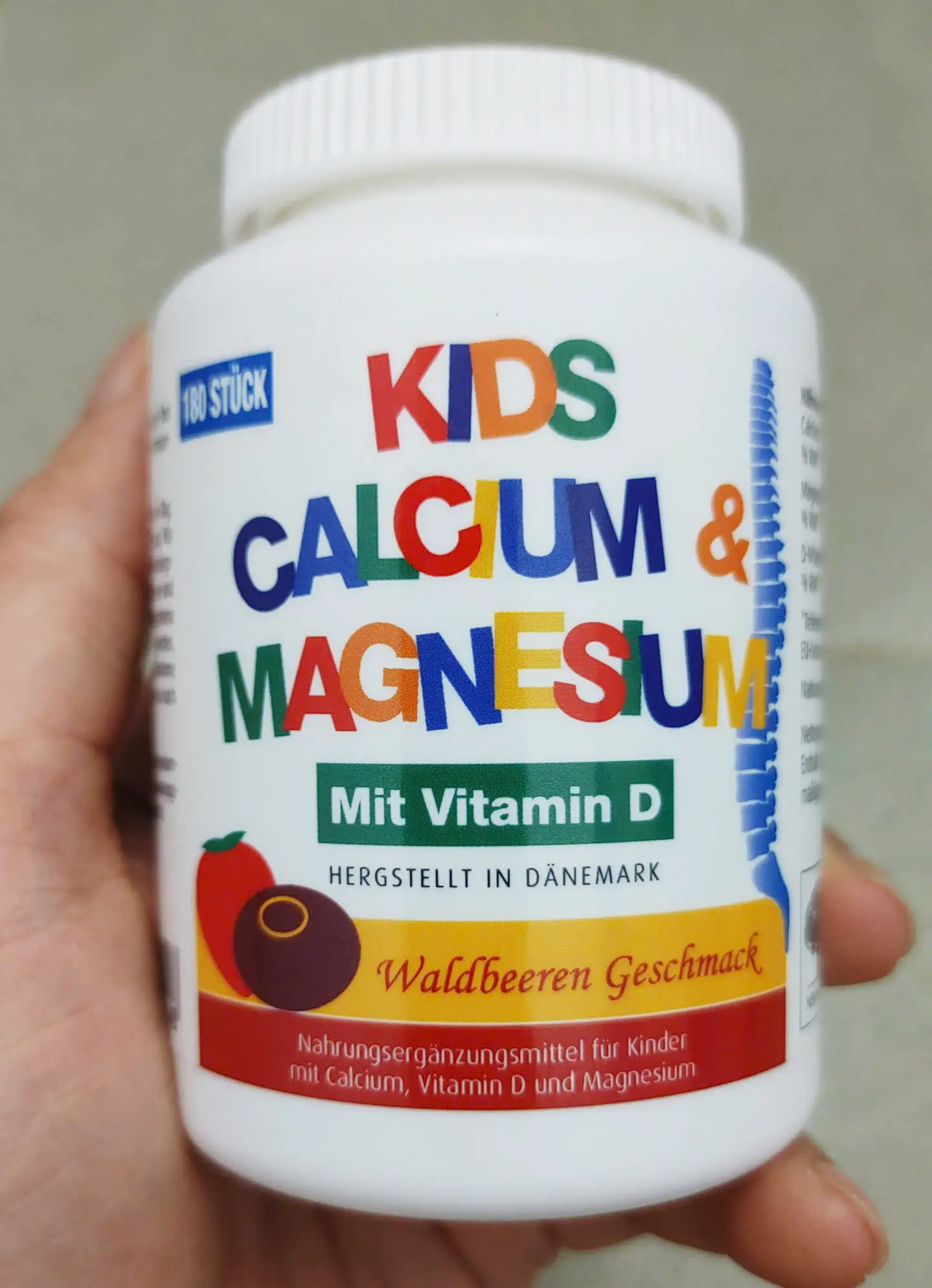 Kẹo Kids Calcium Magnesium Mit Vitamin D New Nordic 180 viên của Đức Viên nhai Kids Calcium & Magnesium Mit Vitamin D New Nordic 180 viên