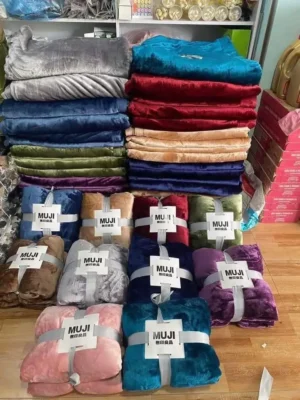 Chăn tuyết Muji cao cấp siêu mềm mịn của Nhật Bản Chăn Lông Tuyết Muji Xuất Nhật Cao Cấp Mềm Mịn Tiện Dụng 2mx2m3