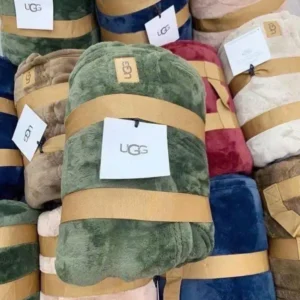 Chăn lông thỏ UGG Costco của Úc