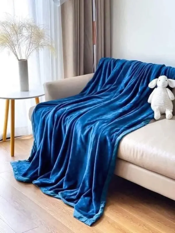 Chăn tuyết Muji nặng 1,6kg