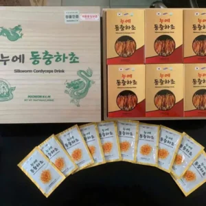 Đông trùng hạ thảo Pocheon hộp gỗ 60 gói x 30ml của Hàn Quốc Nước Đông trùng hạ thảo 60 gói Pocheon - Silk Worm Cordyceps Drink