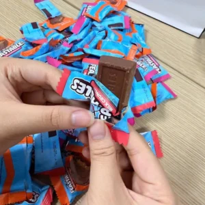 Socola Mr Beast Feastables túi 70 gói 909g của Mỹ Socolla MrBeast