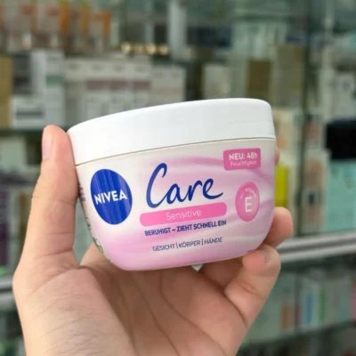 Kem dưỡng ẩm Nivea Care Sensitive cho da nhạy cảm