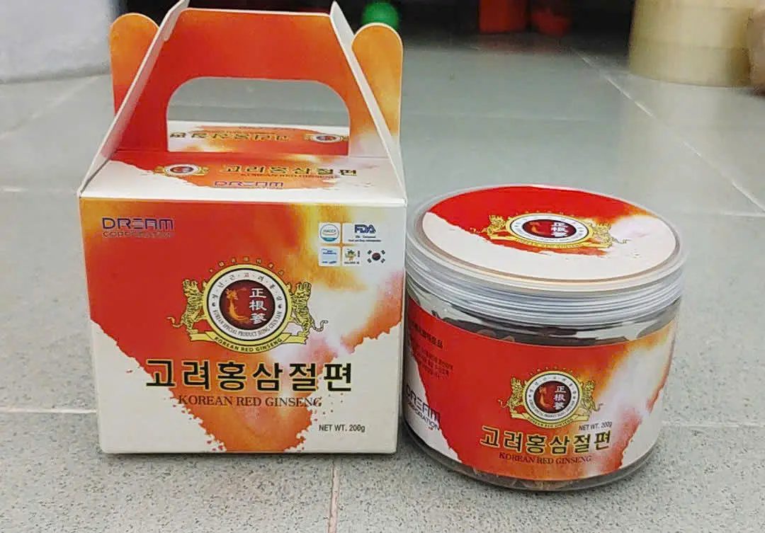 Sâm lát cốc Dream Corporation 200g của Hàn Quốc Sâm Lát Tẩm Mật Ong Korean Red Ginseng Hộp Nhựa 200g Hàn Quốc