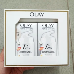 Set kem dưỡng Olay Total Effects 7 in 1 ngày và đêm Anh (UK)