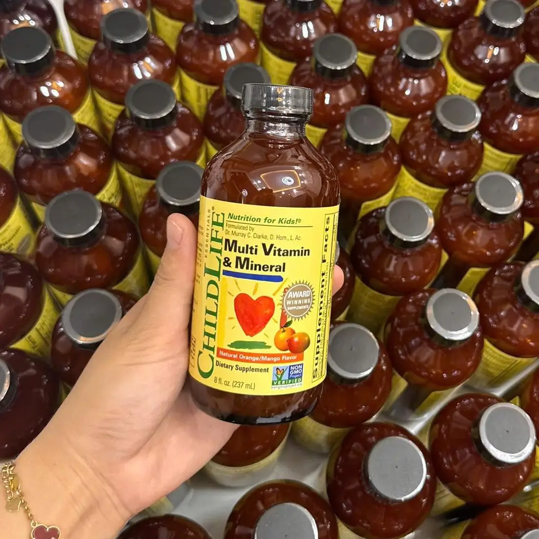 Siro vitamin tổng hợp ChildLife Multi Vitamin & Mineral 237ml của Mỹ Vitamin tổng hợp Childlife Multi Vitamin and Mineral 237ml