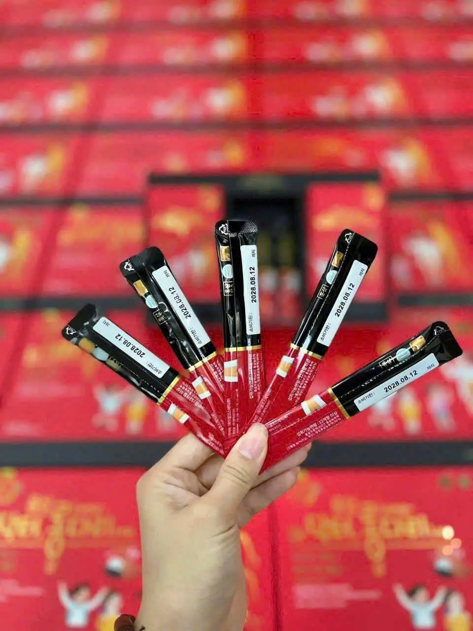 Nước hồng sâm trẻ em Daycell Dr.Long Leg Vita Red Ginseng 10ml x 30 gói của Hàn Quốc Nước hồng sâm trẻ em Dr.Long Leg Vita Red Ginseng