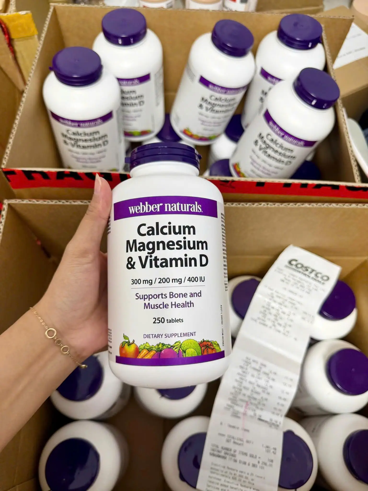 Viên uống Webber Naturals Calcium Magnesium & Vitamin D 250 viên của Canada Webber Naturals Calcium Magnesium & Vitamin D 250 viên của Canada