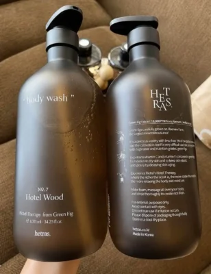 Sữa tắm Hetras Hotel Therapy Body Wash No.7 Hotel Wood của Hàn Quốc